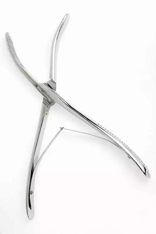 Щипцы 16-134 для отгибания краев гипсовых повязок, длина 265мм (аналог Щ-134)